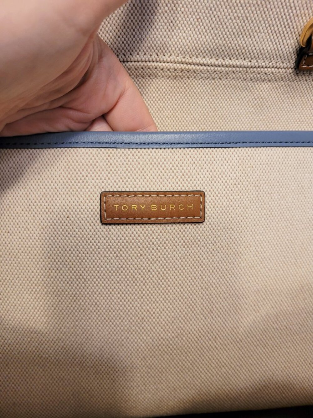 Tory Burch Blake Canvas Jumbo Tote - Picture 7 of 16